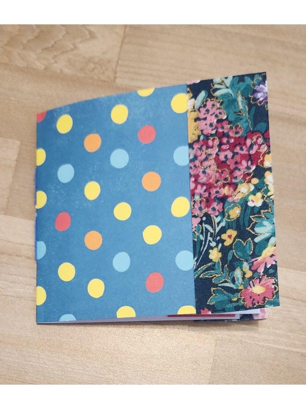 Junk Journal Handmade 20 pages Pocket Size Colorful